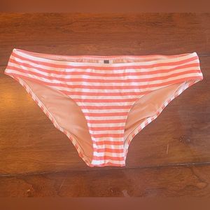 J. Crew stripped bikini bottoms. Matching top sold separately! Amazing material